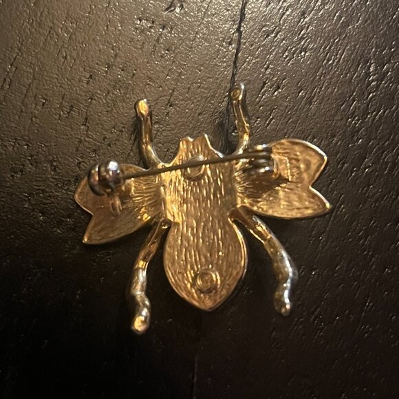 Vintage Gold and Silver Tone Rhinestone Bee Brooch with Enamel Textured Wings - Picture 3 of 5